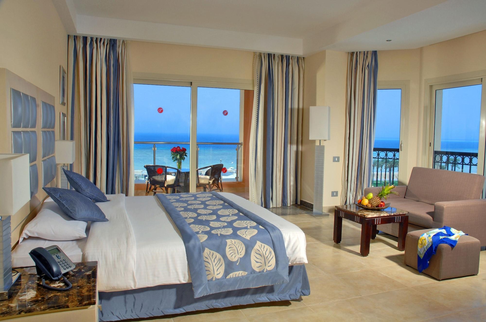 Hotel Tropitel Sahl Hasheesh Hurghada Esterno foto A room at the Dan Hotel
